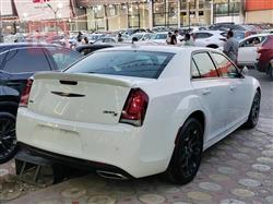 کرایسلەر 300